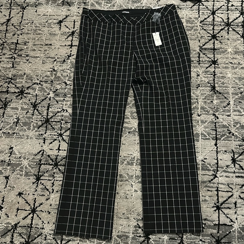 Express Editor barely boot low rise dress pants in 16R plaid